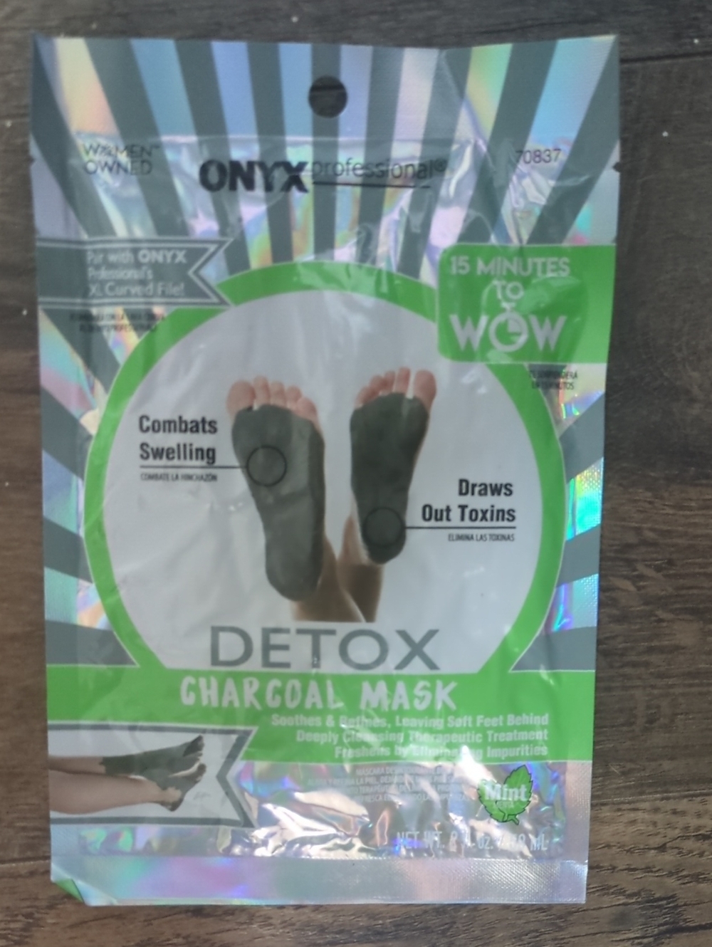 Onyx Detox Charcoal Foot Mask